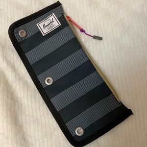 HERSCHEL PENCIL CASE
